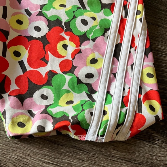 Adidas x Marimekko Cycling Shorts - Picture 4 of 6